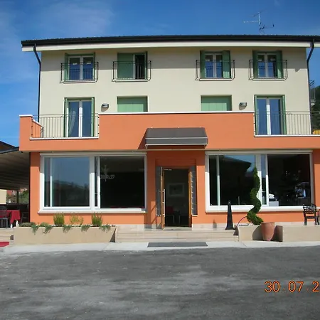 Affittacamere Sale E Pepe Cavaion Veronese