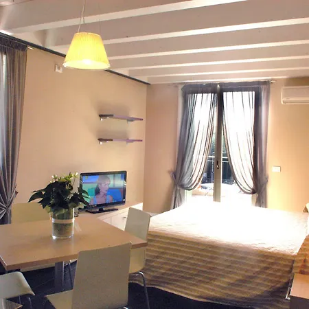 Affittacamere Sale E Pepe 카바욘베로네세